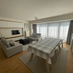 Perfect Gelegen Met Gratis Overdekte Staanplaats Oostende